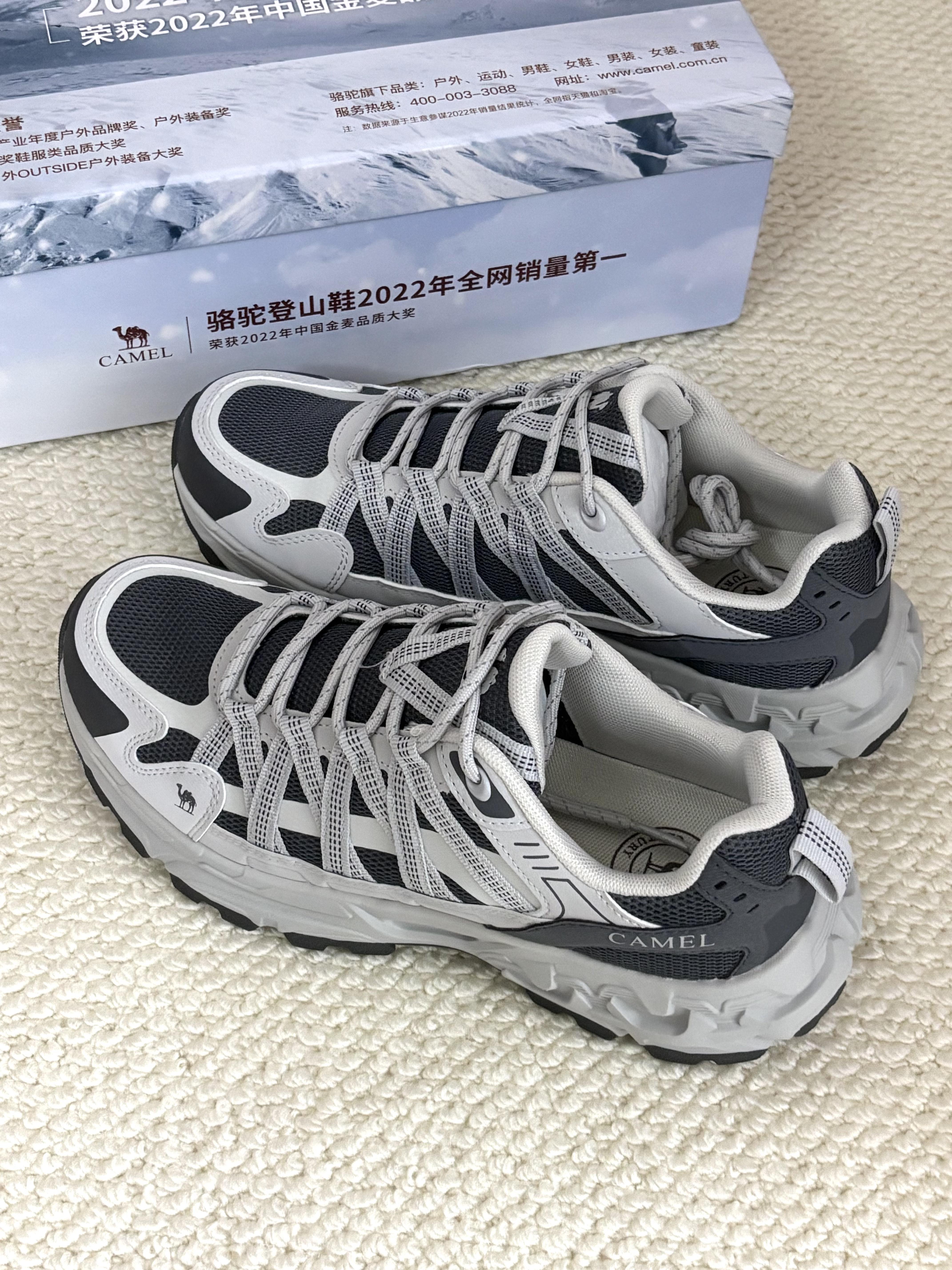 父亲节🎁不踩雷 | 给爱爬山的老爸安排上了!这双骆驼鞋,陪他征服每一座小山😇